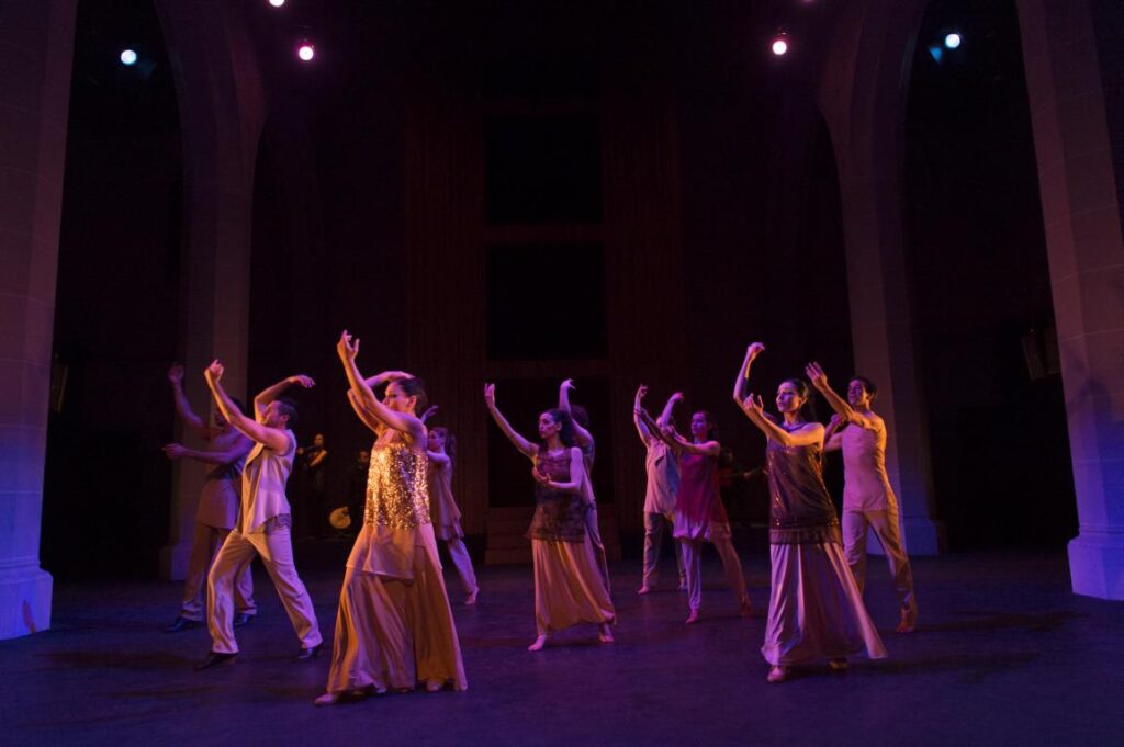 K1024 babel torre viva