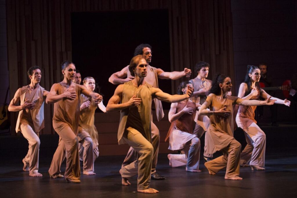 K1024 babel torre viva