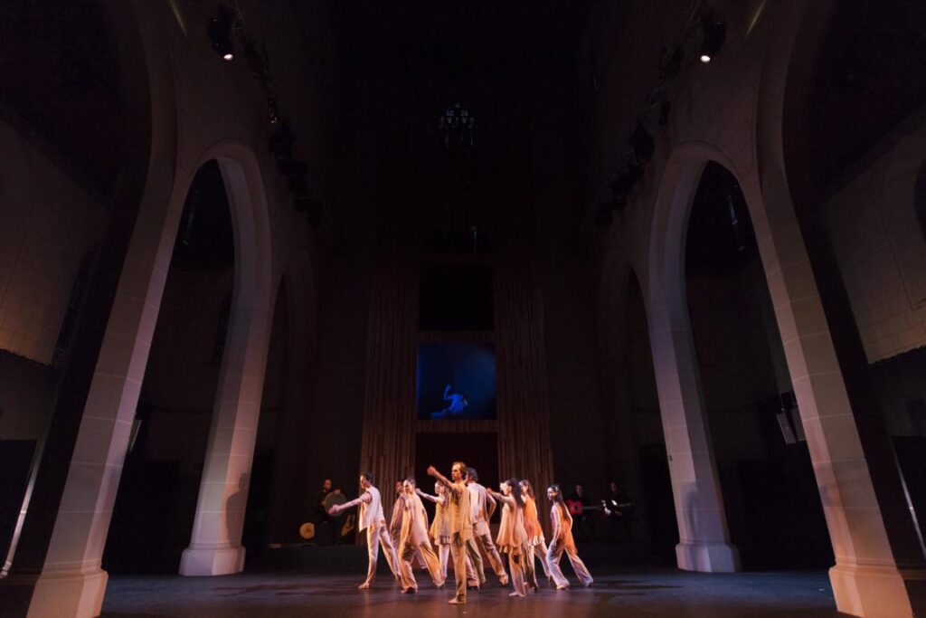 K1024 babel torre viva